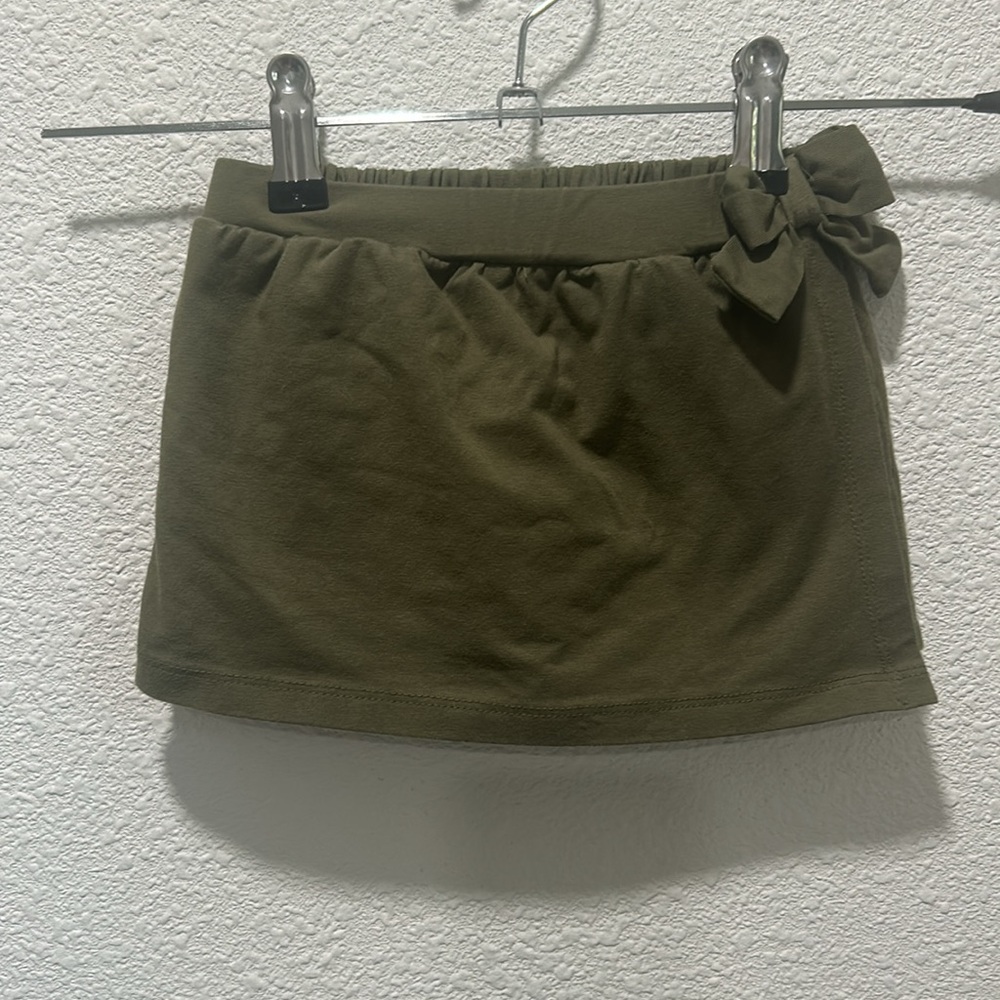 BOGO free 


Cynthia Rowley  Skort